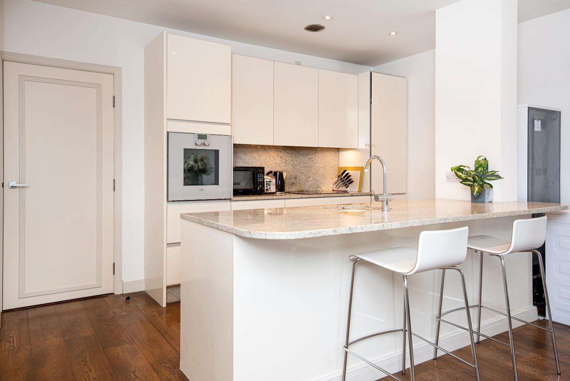 Central 2 Bed Maissonette London Exterior foto